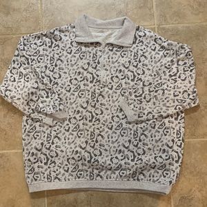 Womens Aerie Leopard Print Crewneck sweater SZ Large